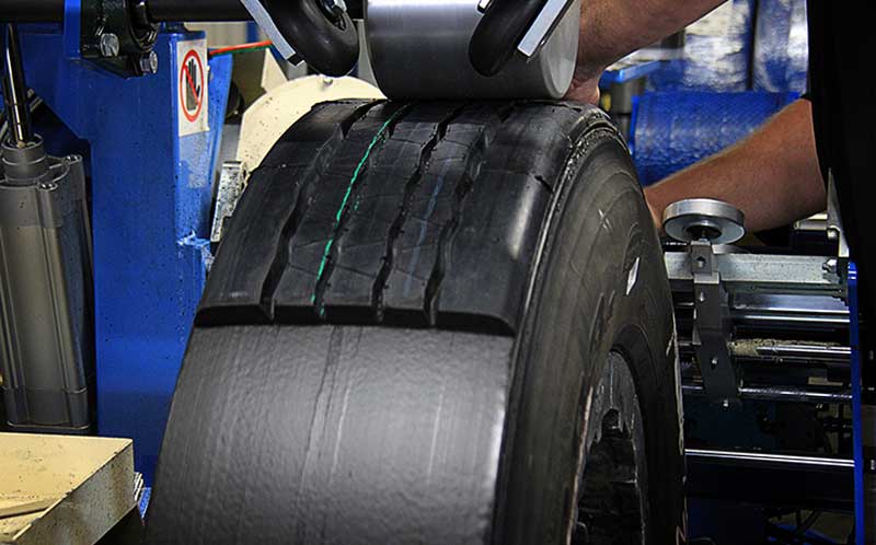 vantaggi e svantaggi pneumatici ricostruiti